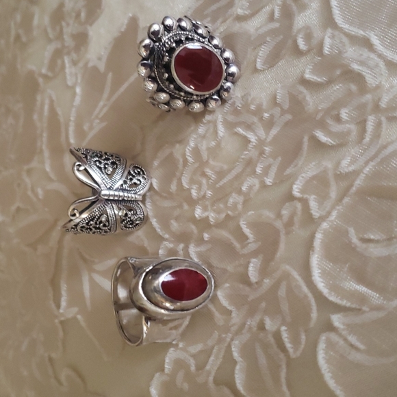 Sterling Silver, Vintage,  Set of 3 Rings, Size 7 - Picture 3 of 5